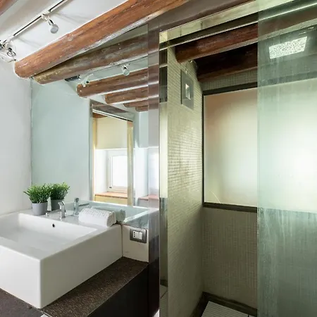 Iflat Spacious And Unique Loft In Trastevere Daire *